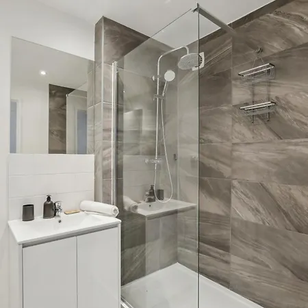 Διαμέρισμα Duplex Downtown With Parking Cergy